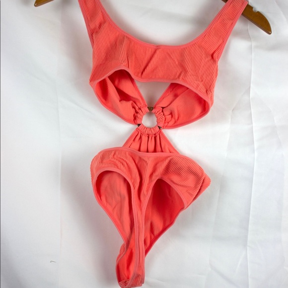 Ribbed Bodysuit | L - Picture 3 of 4